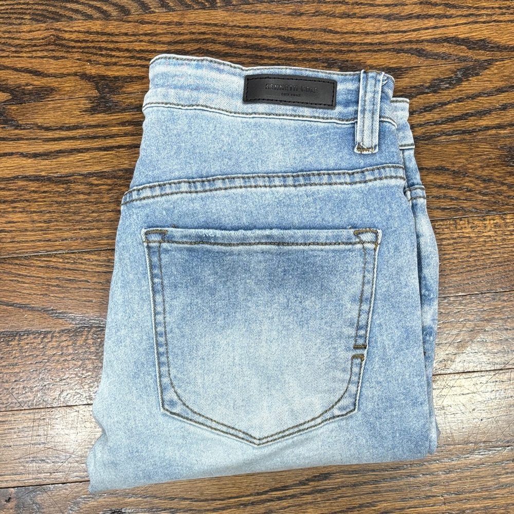 Kenneth Cole slim fit Light Blue Denim Jeans size 28X30